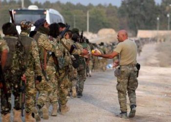 تركيا ترسل 2500 تونسي إلى ليبيا للقتال دعمًا لحكومة السراج