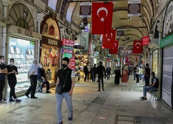 تركيا لن تعلن بيانات السياحة منتصف العام