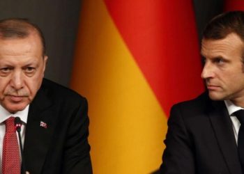 الخلاف الفرنسي التركي المتصاعد حول ليبيا يهدد فاعلية “الناتو” .. الدوافع والآفاق