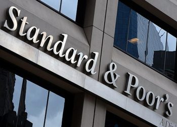 ستاندرد آند بورز: تركيا غير جديرة بالاستثمار