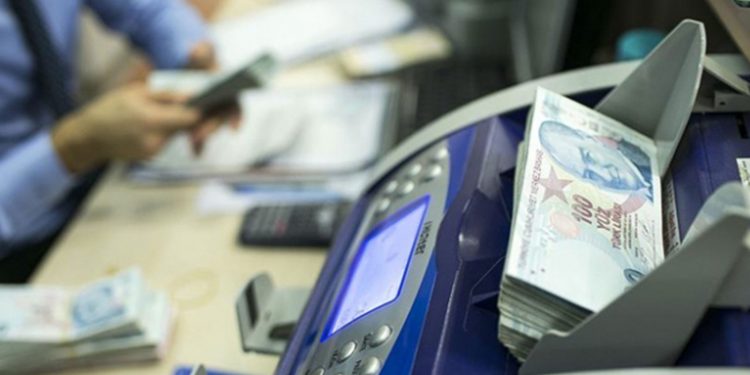 تركيا: البنوك الحكومية ترفع فائدة القروض العقارية