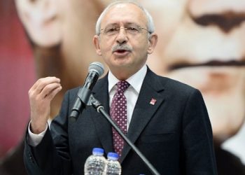 كليجدار أوغلو: هل حاسبتم من تسببوا باستشهاد 33 من الجيش في إدلب؟