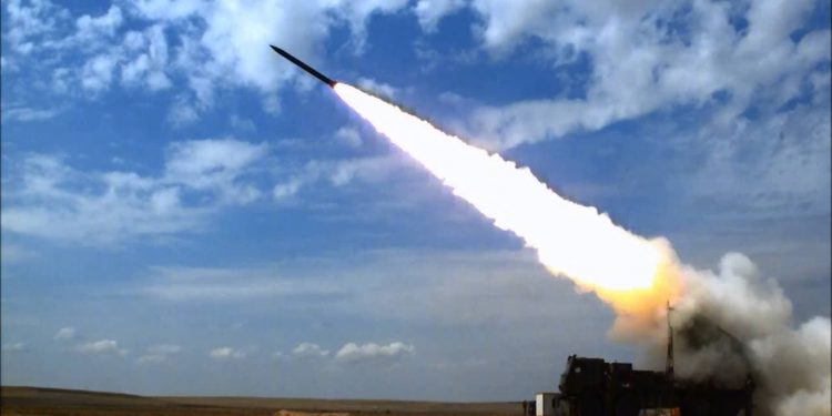 صحيفة تركية: تركيا أرسلت راجمات صواريخ إلى ليبيا استعدادًا لمعركة سرت