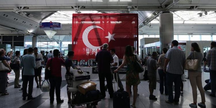 أمريكا ترفع تحذير السفر إلى تركيا للمستوى الثالث