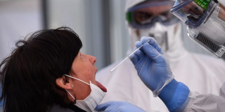 طبيب تركي: عدد إصابات كورونا المعلن لا يعكس الحقيقة