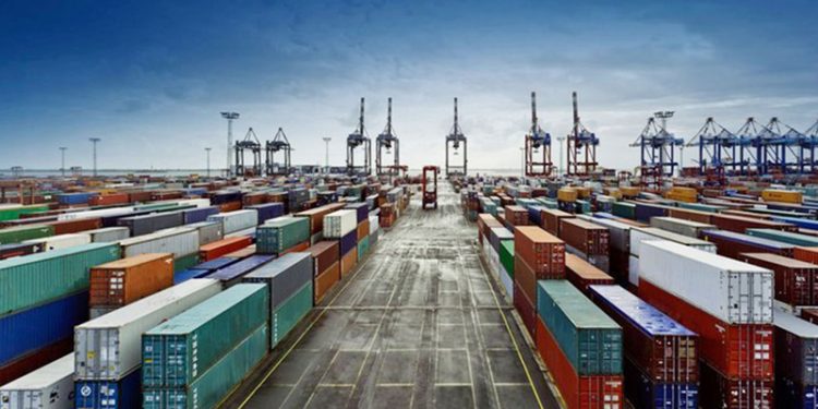 تركيا.. عجز التجارة الخارجية يسجل 55%