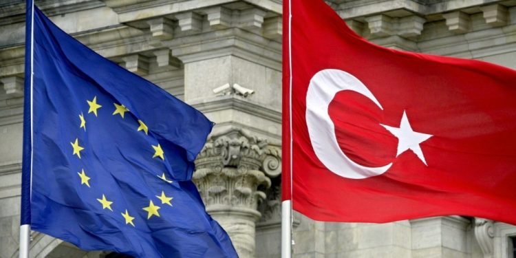 الاتحاد الأوروبي يجهز عقوبات جديدة ضد تركيا