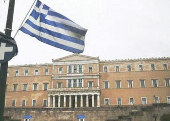 البرلمان اليوناني يصوت الأربعاء على اتفاقية الحدود البحرية مع مصر وإيطاليا