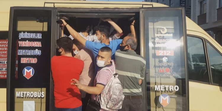 كورونا في تركيا.. 1263 إصابة و20 وفاة 