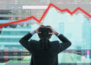 دراسة: الدخل القومي في تركيا سينكمش بنسبة 7.5%