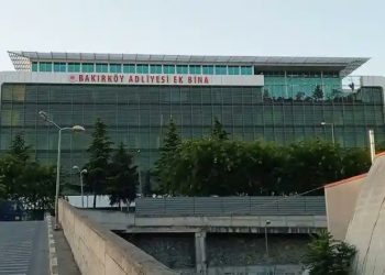 تركيا.. مقر صحيفة زمان “المغتصب” يحول إلى محكمة!