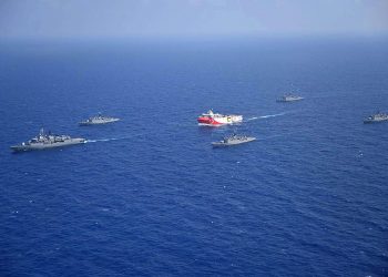 مصدر عسكري يكشف تفاصيل “الحادث البحري” بين تركيا واليونان
