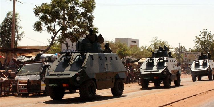 احتمال قوي بوقوع انقلاب عسركي في مالي