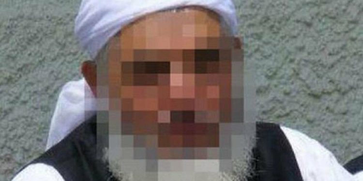 اعتقال “شيخ” تركي اعتدى جنسيًا على طفلة!