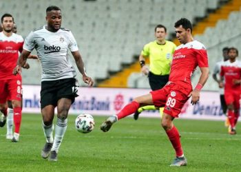 تركيا.. بشكطاش وأنطاليا سبور يتعادلان في مبارة صعبة