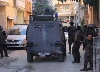 تركيا.. اعتقال 13 عسكرياً بالجيش