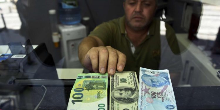 اقتصادي تركي: مقبلون على مرحلة من القحط!