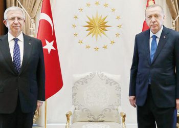 تركيا.. عمدة أنقرة المعارض يلتقي أردوغان