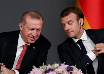 بلومبرج: أردوغان طلب من ماكرون السماح بالمشاركة في نظام دفاع جوي أوروبي!