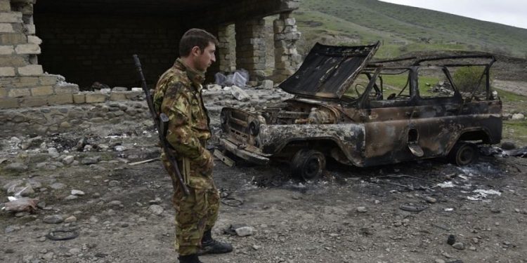 أرمينيا تتهم أردوغان بنقل مقاتلين أجانب إلى أذربيجان