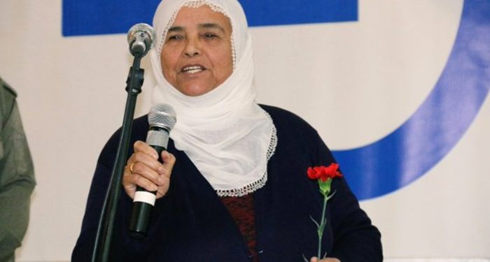 ناشطة كردية تصاب بنوبة قلبية حادة في السجن