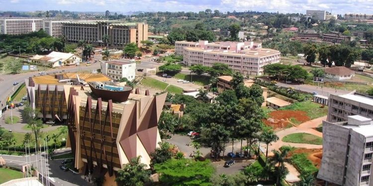 الكاميرون.. مقتل 7 مدنيين بتفجير انتحاري