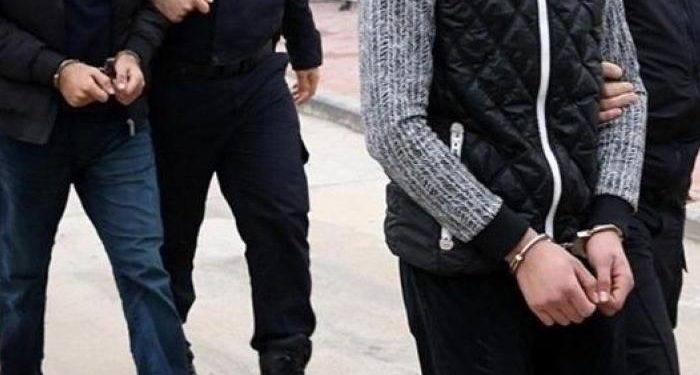 تركيا.. اعتقال عسكريين بتهمة الاتصال من هواتف عمومية!