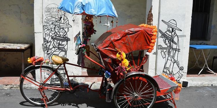 دراجة ذات عجلات ثلاث “بديجاب”