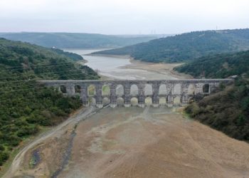 سياسي تركي يطلب من وزير سابق تفسير سبب تراجع منسوب المياه