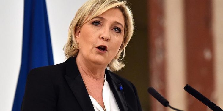 زعيمة حزب فرنسي معارض تدعم ماكرون في مواجهة أردوغان