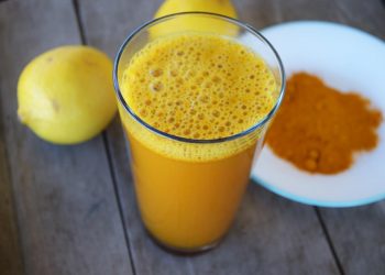 الكركم والليمون.. فوائد عديدة وهامة