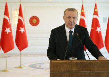 أردوغان يلمح إلى عملية عسكرية جديدة في سوريا