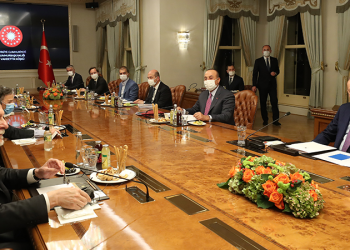 قمة ليبية في إسطنبول: أردوغان يلتقي السراج