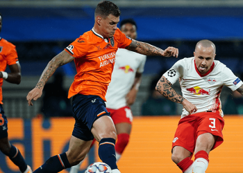 باشاك شهير يسقط في شباك ليبزيج