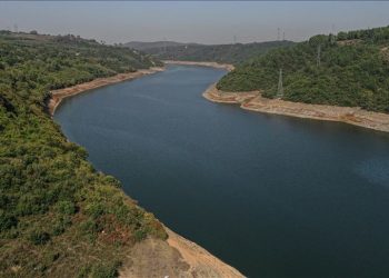 منسوب المياه في سدود إسطنبول ينخفض إلى أدنى مستوى