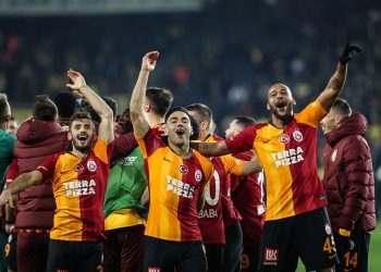 تركيا.. جلطة سراي يفوز على أرضوم سبور