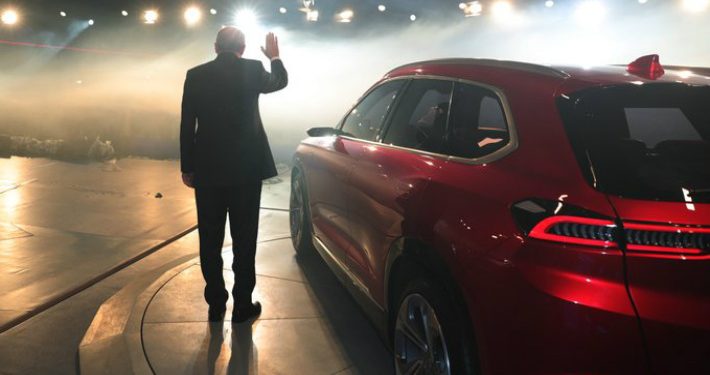 حزب داود أوغلو يسخر من سيارة أردوغان “المحلية”