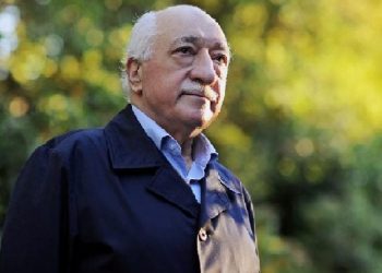 فتح الله كولن: أعمال الإرهاب في فرنسا إساءة أشدّ للإرث النبوي الشريف