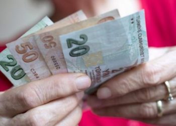 برلماني لأردوغان: إلى متى الصبر وموظفو الحد الأدنى للأجور في تزايد؟