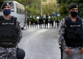 الأردن.. استقالة وزير الداخلية وتعزيز الأمن في الشوارع