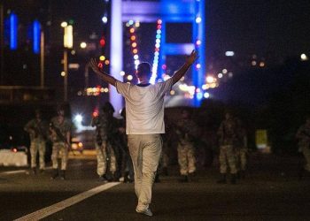 السجن مدى الحياة على 337 شخصا في تركيا