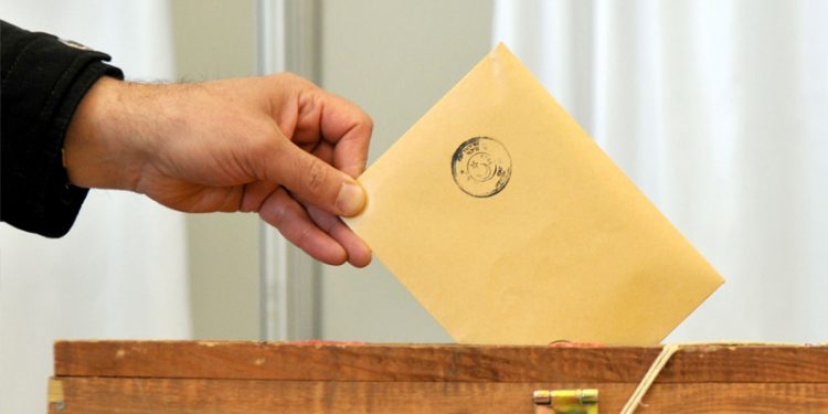 ارتفاع مؤيدي الانتخابات المبكرة في تركيا