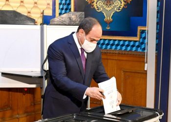الرئيس المصري يشارك بانتخابات مجلس النواب