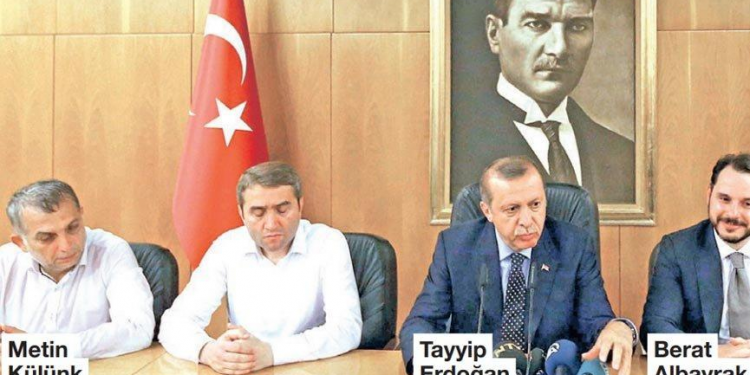 مستشار أردوغان عضو في شبكة إرهابية تعمل لصالح إيران!