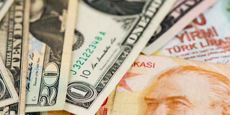 انخفاض الدولار في تركيا بشكل حاد بعد استقالة وزير المالية