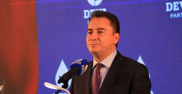 باباجان ينتقد صمت أردوغان حيال التنظيمات الإجرامية