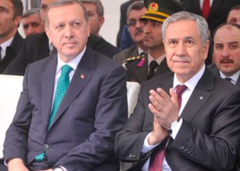 أردوغان يتهم مستشاره بإشعال الفتنة!