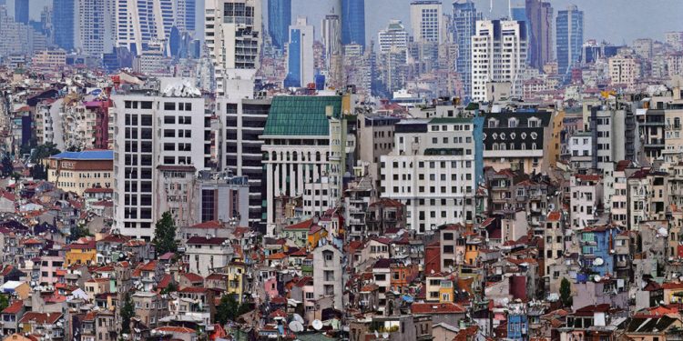 زلزال إسطنبول المنتظر قد يخلف 12 ألف قتيل و25 مليون طن من الأنقاض