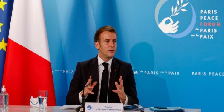 معركة بين ماكرون ووسائل الإعلام الأمريكية بسبب “الإسلام”