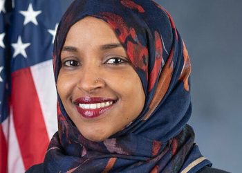 أول نائبة مسلمة بالكونغرس الأمريكي تحتفظ بمقعدها